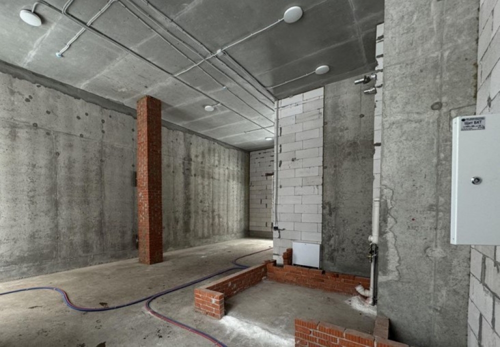 Продажа торгового помещения Жилое здание 