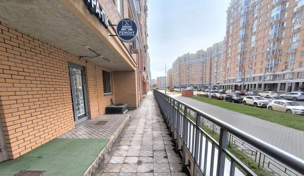 Аренда торгового помещения Жилое здание 