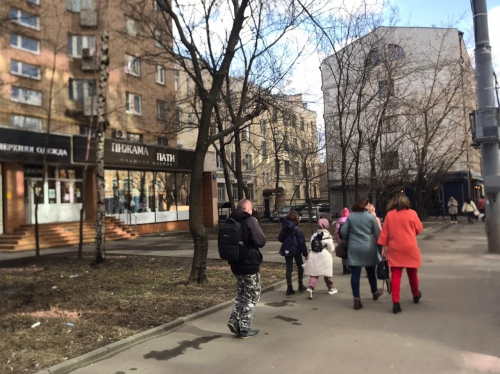 Аренда торгового помещения Жилое здание 
