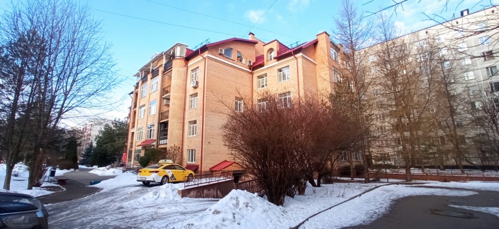 Продажа торгового помещения Жилой дом 