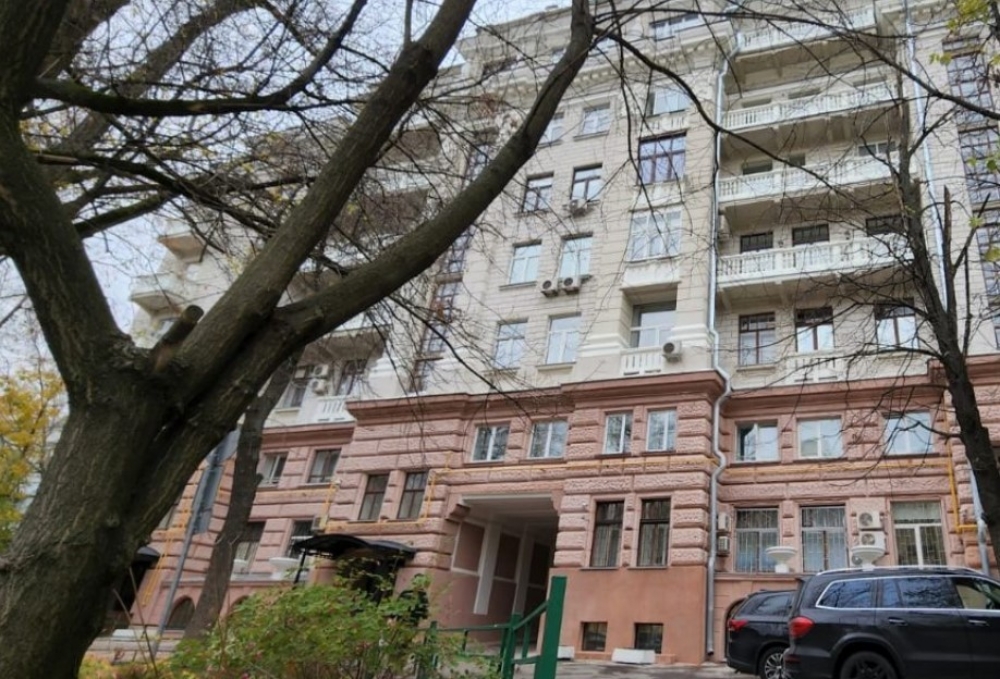 Продажа офиса Жилой дом 