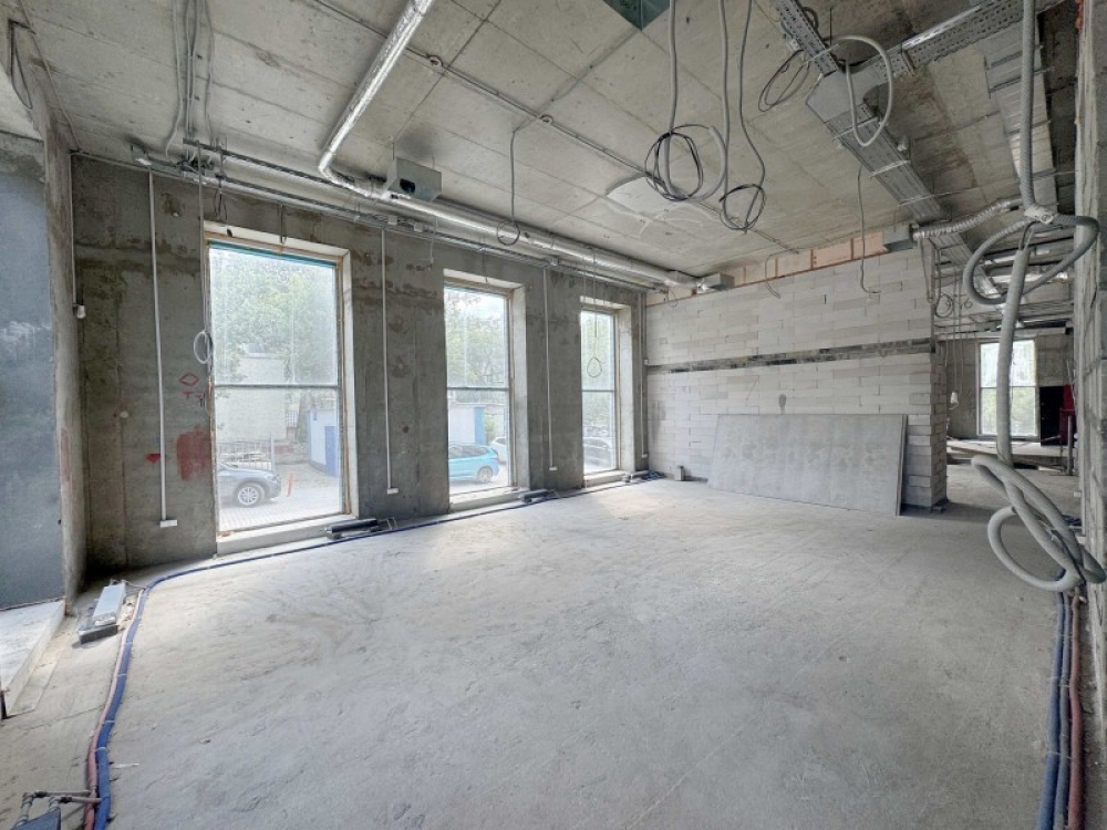 Продажа торгового помещения Жилой комплекс 