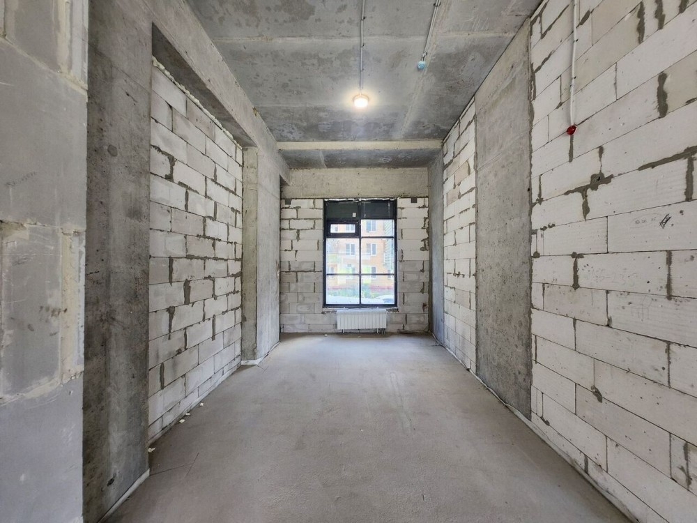 Продажа торгового помещения Жилое здание 