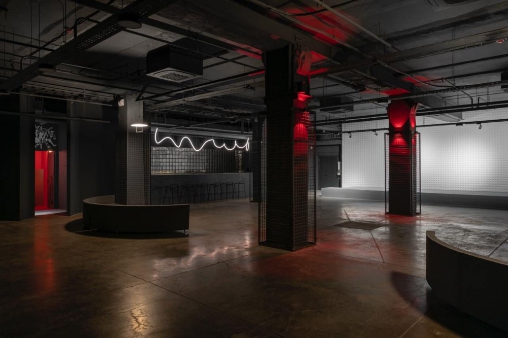 Продажа торгового помещения МФК СуперМетал