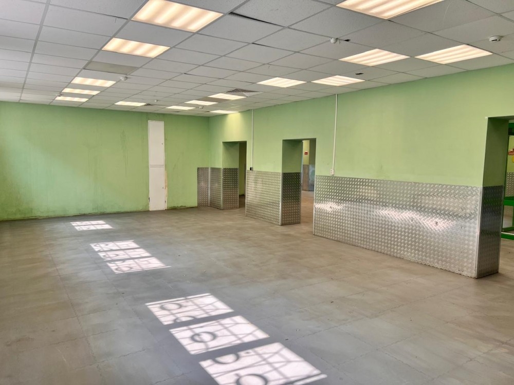 Продажа торгового помещения Жилой дом 