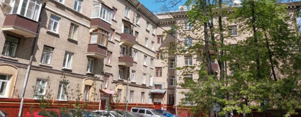 Аренда торгового помещения Жилое здание 