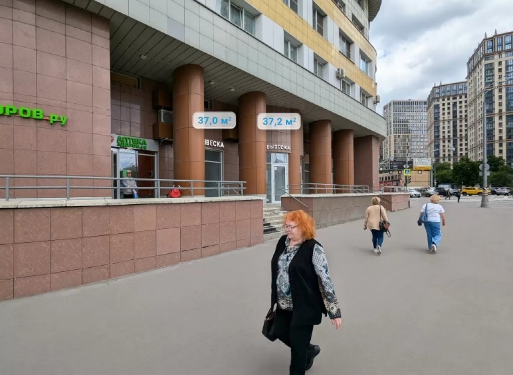 Аренда торгового помещения Жилой дом 