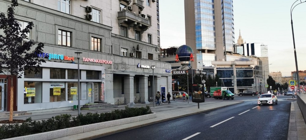 Аренда торгового помещения Жилое здание 