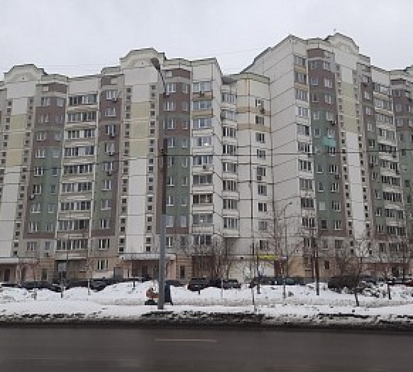 Продажа торгового помещения Жилое здание 