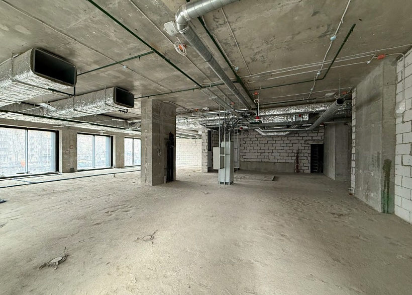 Продажа торгового помещения БЦ STONE TOWERS