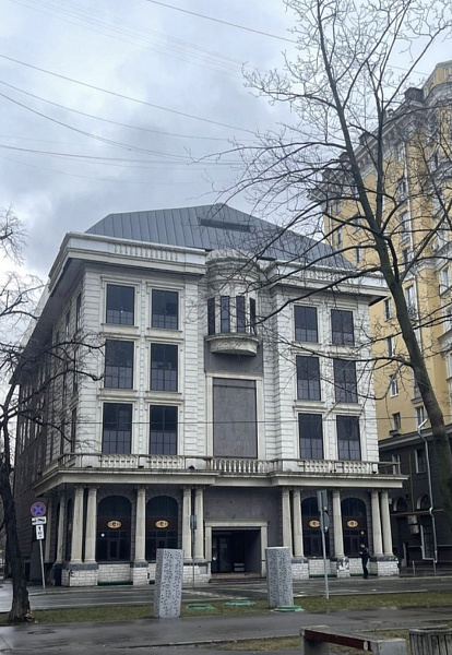 Продажа торгового помещения Административное здание 