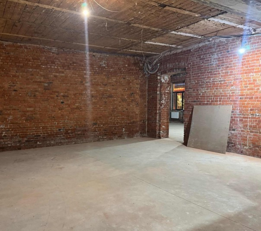 Аренда торгового помещения БЦ 