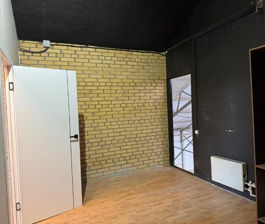 Аренда индустриальной недвижимости Складской комплекс 