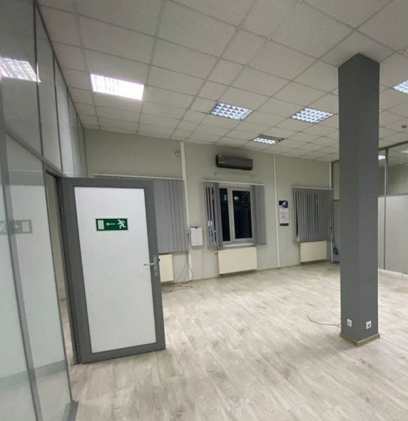 Аренда торгового помещения Административное здание 