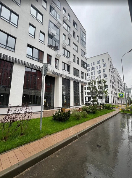 Продажа торгового помещения ЖК 