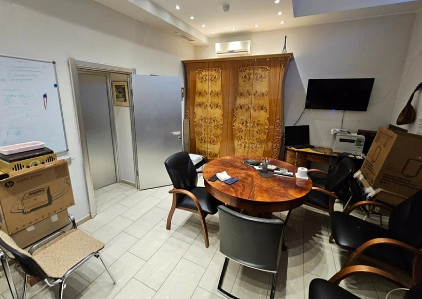 Продажа торгового помещения Жилой дом