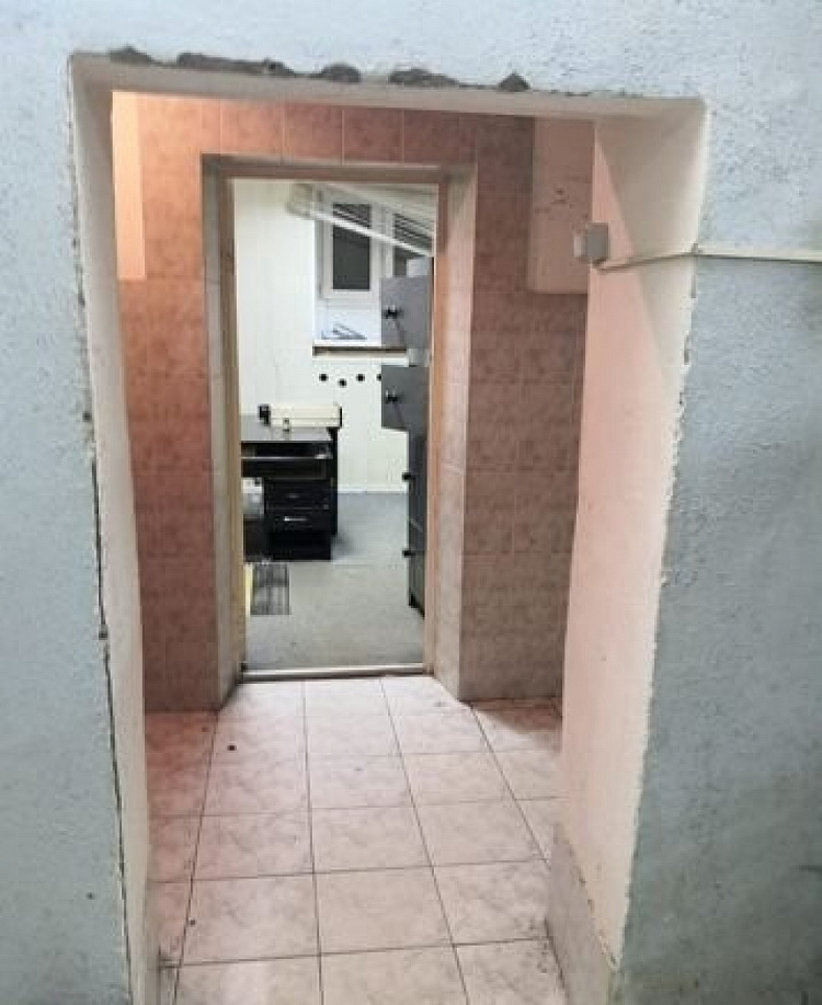 Аренда торгового помещения Административное здание 