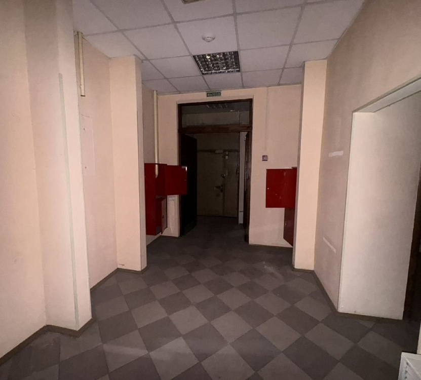 Аренда торгового помещения Жилое здание 