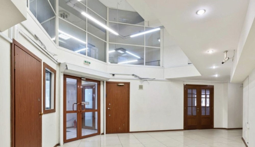 Аренда торгового помещения Офисное здание Валовая, 20