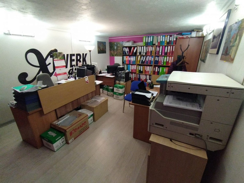 Аренда торгового помещения Жилое здание 