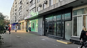 Аренда торгового помещения Жилое здание 