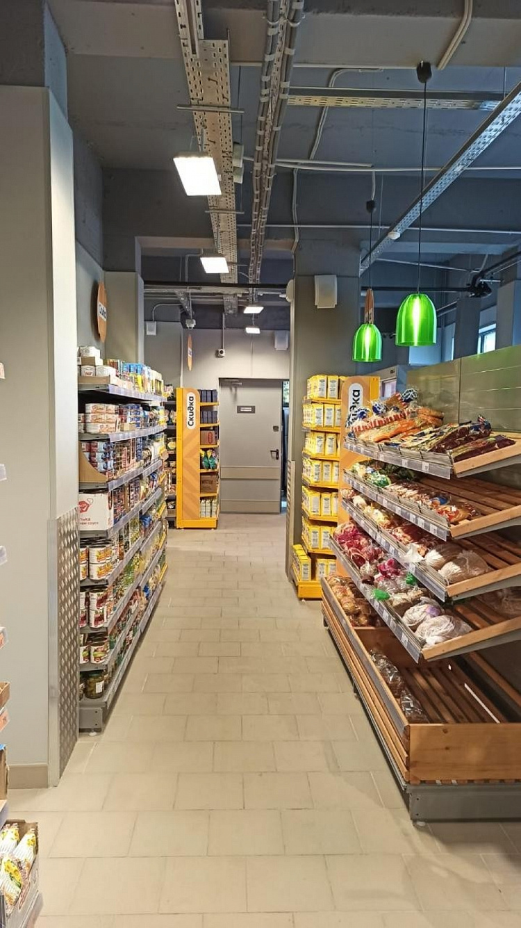 Аренда торгового помещения Жилой дом 