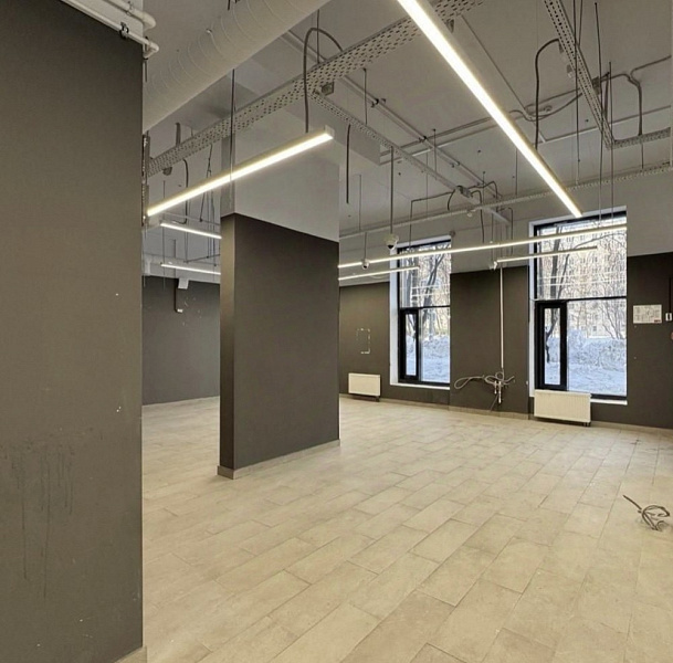 Аренда торгового помещения Жилой дом 