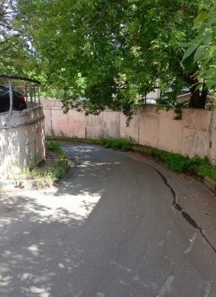 Аренда торгового помещения Жилое здание 