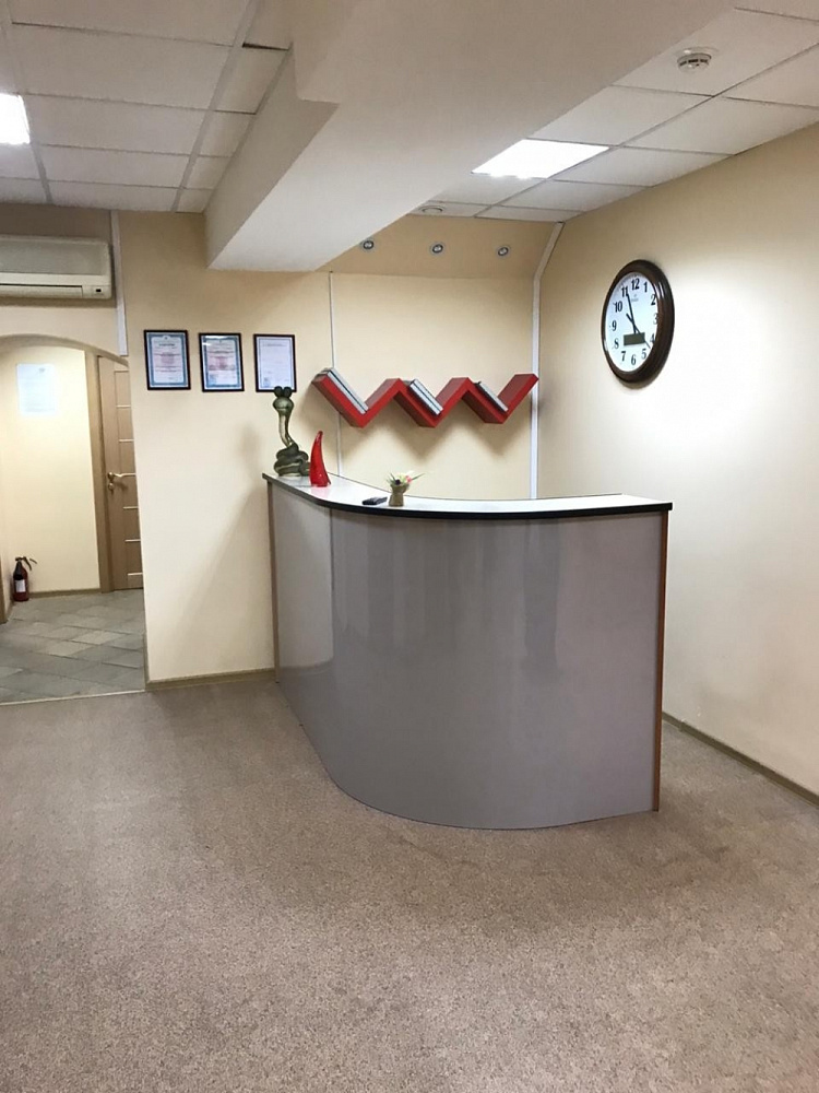Продажа торгового помещения Московская академия экономики и права