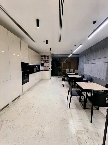 Аренда офиса Бизнес-центр «Легенда Цветного»