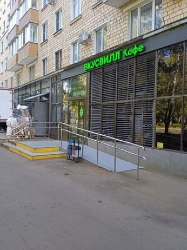 Аренда торгового помещения Жилой дом 