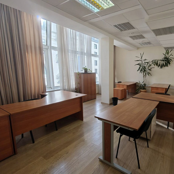 Аренда офиса Бизнес-центр «Цветной 22 с1»