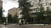 Продажа торгового помещения Жилое здание 
