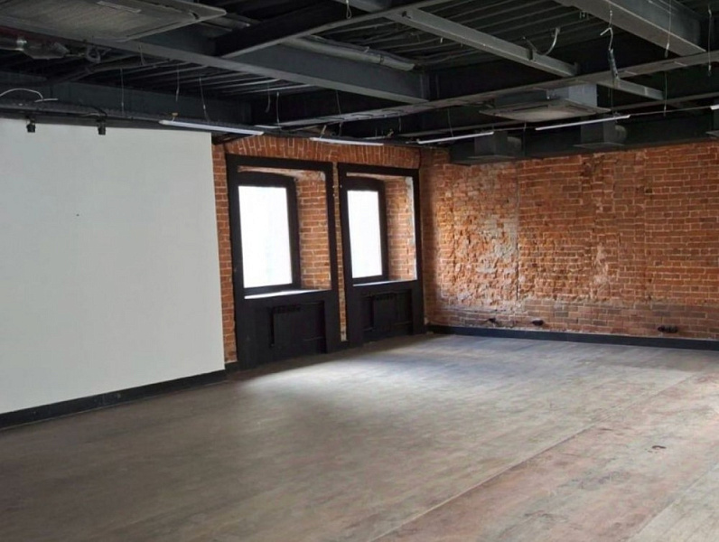 Аренда торгового помещения Особняк 