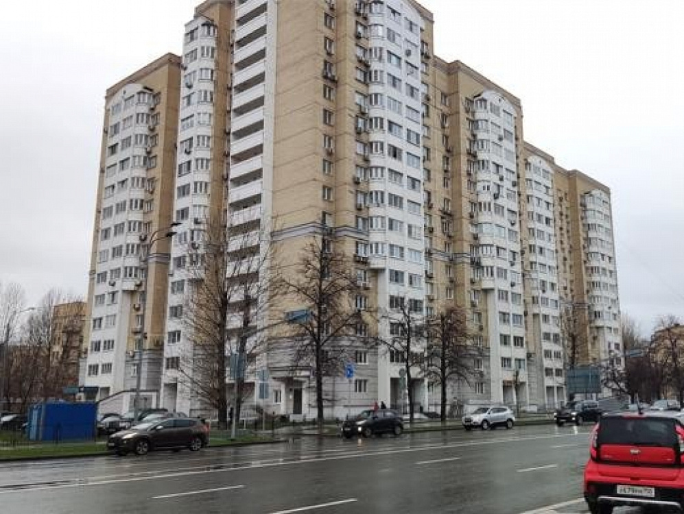 Продажа торгового помещения Жилое здание 