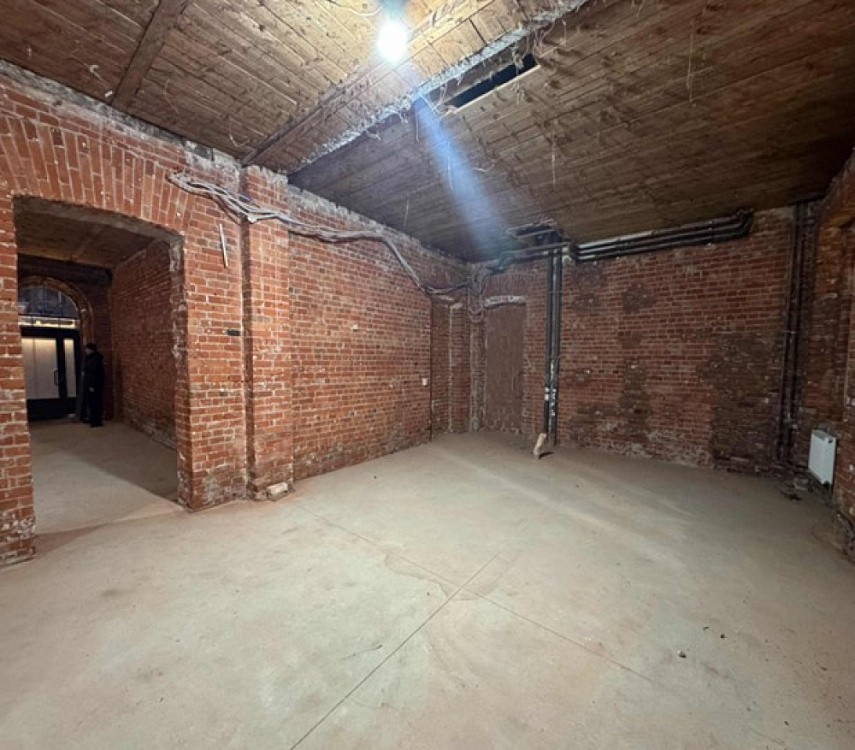 Аренда торгового помещения БЦ 