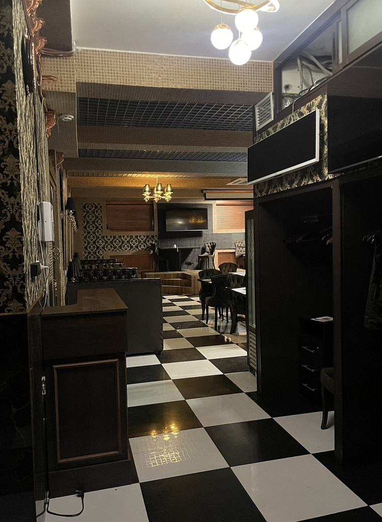 Аренда торгового помещения Жилое здание 