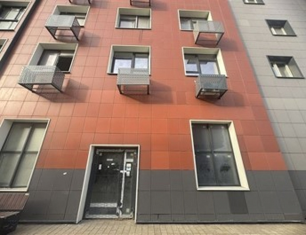 Аренда торгового помещения Жилое здание 