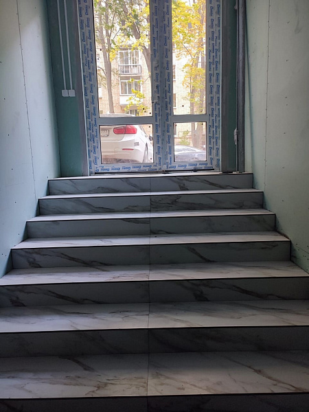 Аренда торгового помещения Жилое здание