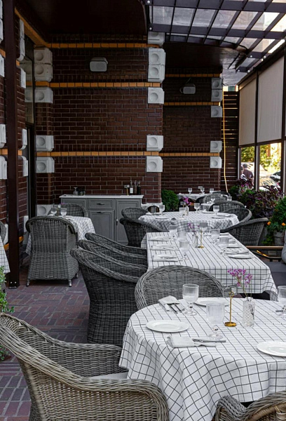 Аренда торгового помещения Жилое здание 