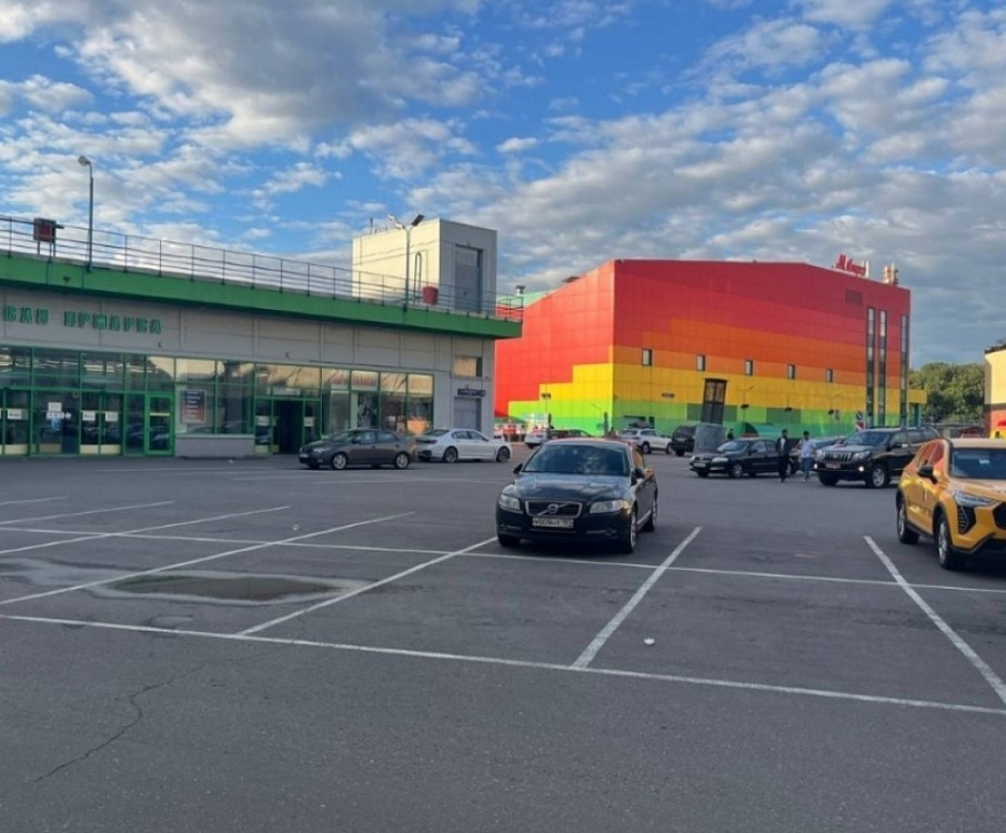 Аренда торгового помещения Здание 