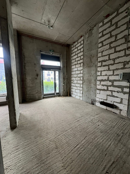 Продажа торгового помещения Александры Монаховой 80к3