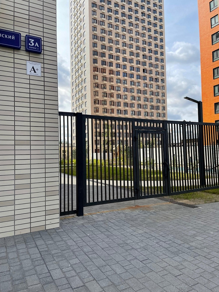 Продажа торгового помещения ЖК 