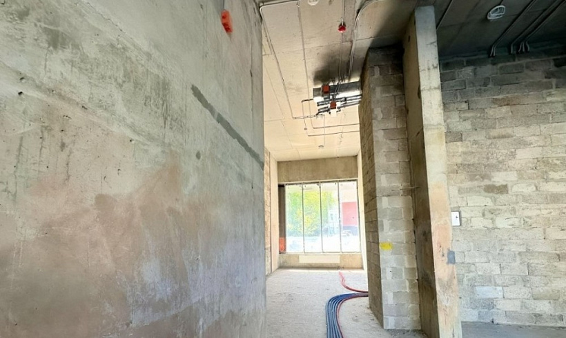 Продажа торгового помещения Жилое здание 