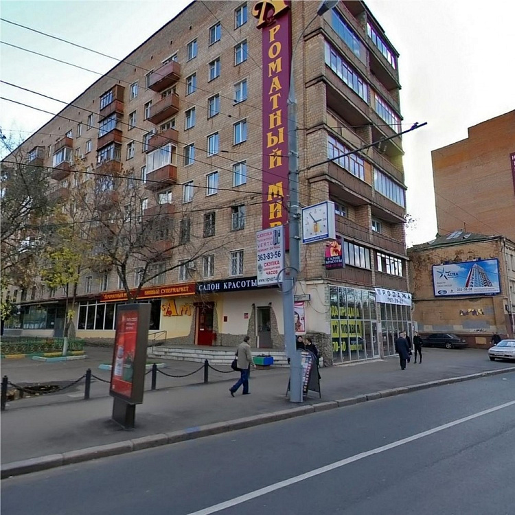 Аренда торгового помещения Жилое здание 