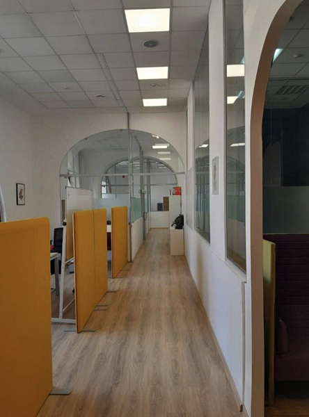 Аренда офиса Особняк на 1й линии Кузнецкого