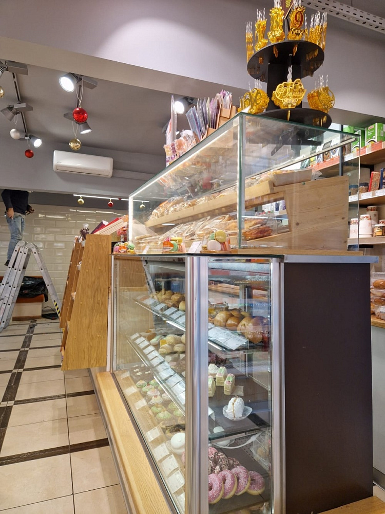 Аренда торгового помещения Жилое здание 