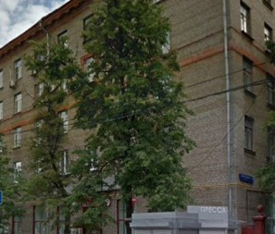 Аренда торгового помещения Жилое здание 