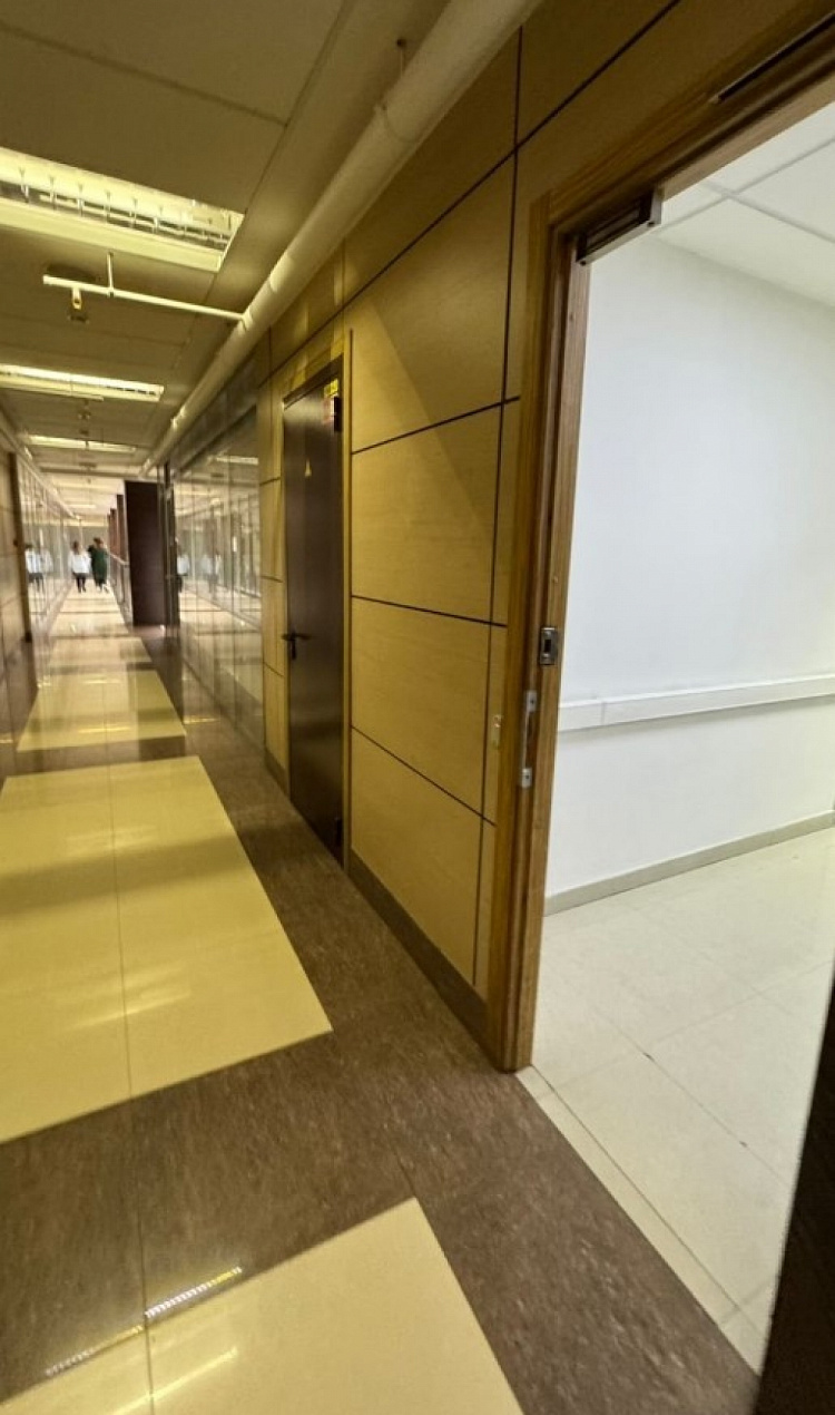 Продажа офиса Бизнес-центр «Омега Плаза»