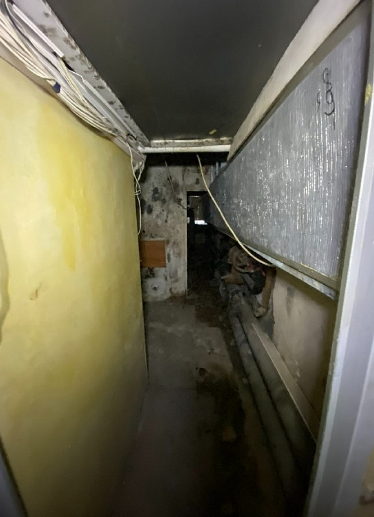 Продажа торгового помещения Жилое здание 